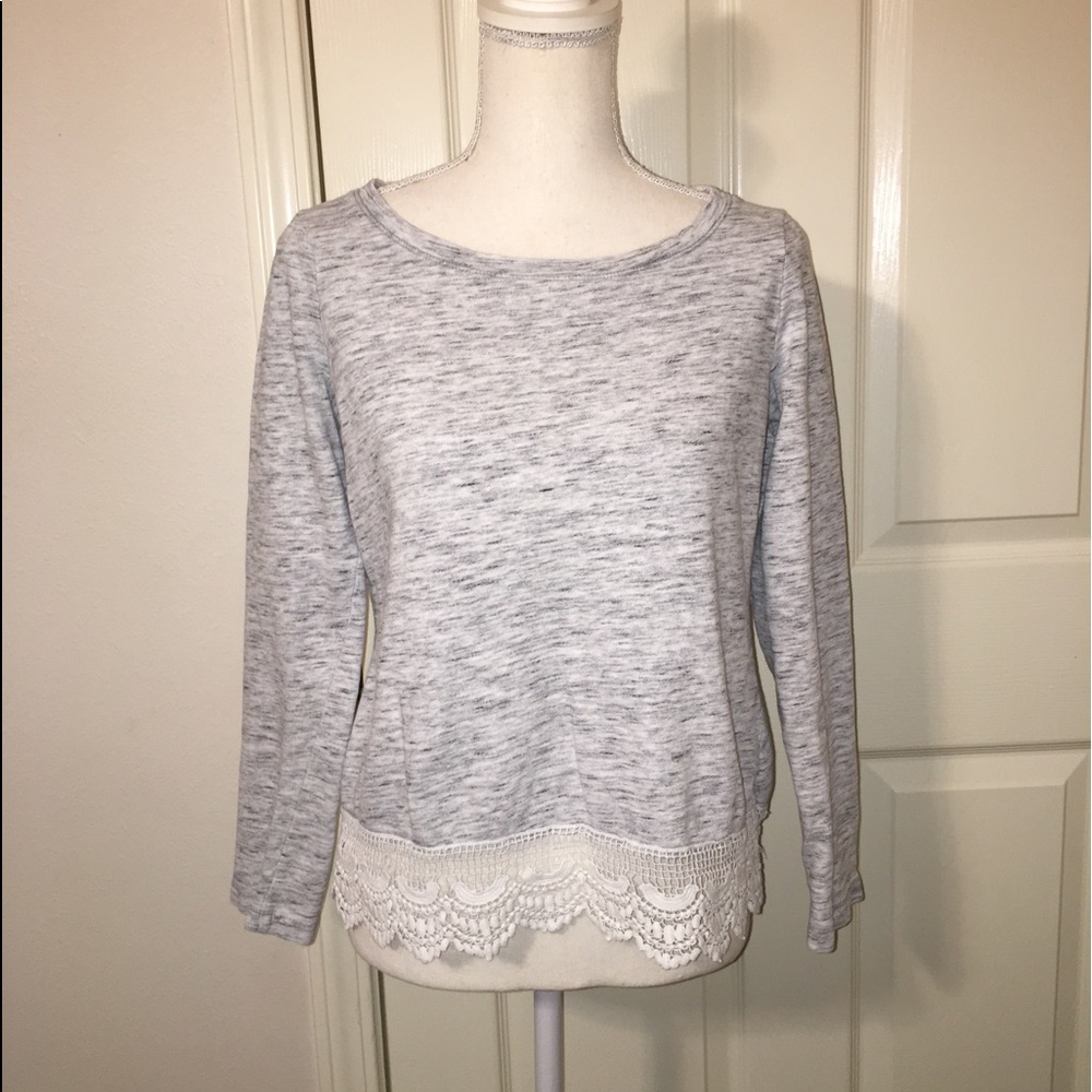 Chip & Pepper Crochet Hem Sweatshirt